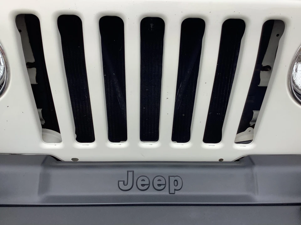 2004 Jeep TJ Wrangler - Image 25 of 31