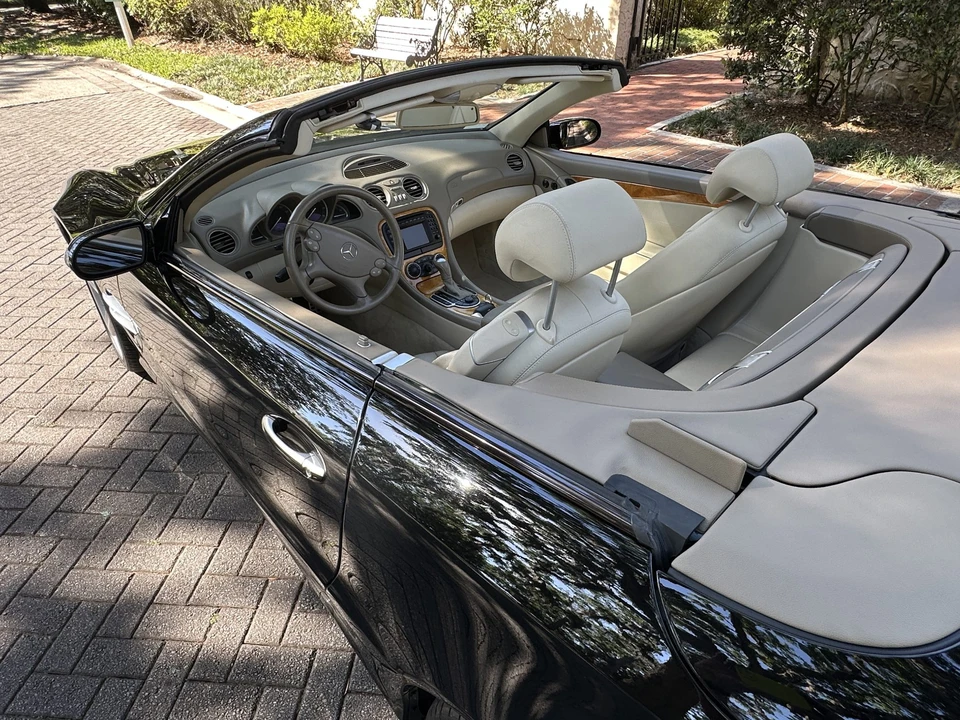 2004 Mercedes-Benz R230 SL-Class - Image 24 of 31