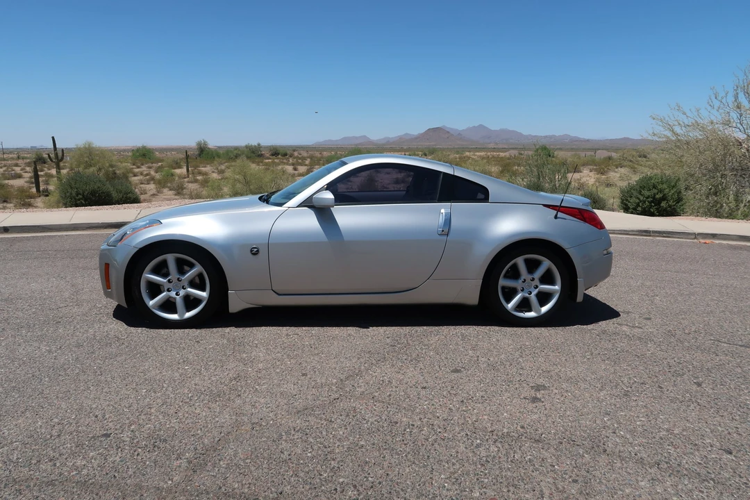 2004 Nissan 350Z 5th Gen - Image 14 of 31