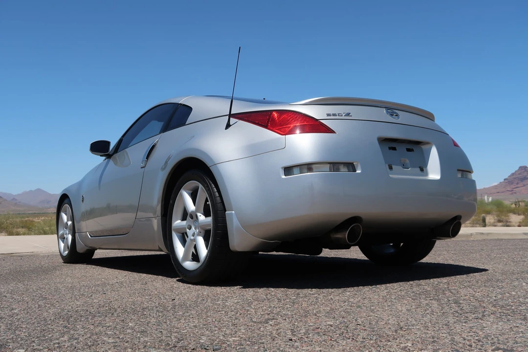 2004 Nissan 350Z 5th Gen - Image 16 of 31