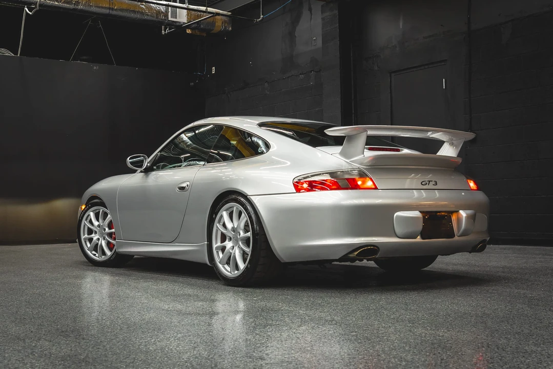 2004 Porsche 996 GT3 - Image 27 of 31