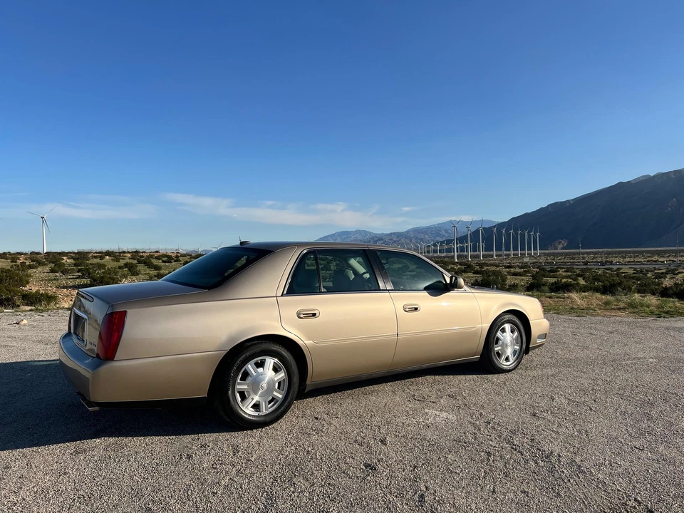 2005 Cadillac DeVille 8th Gen - Image 17 of 31