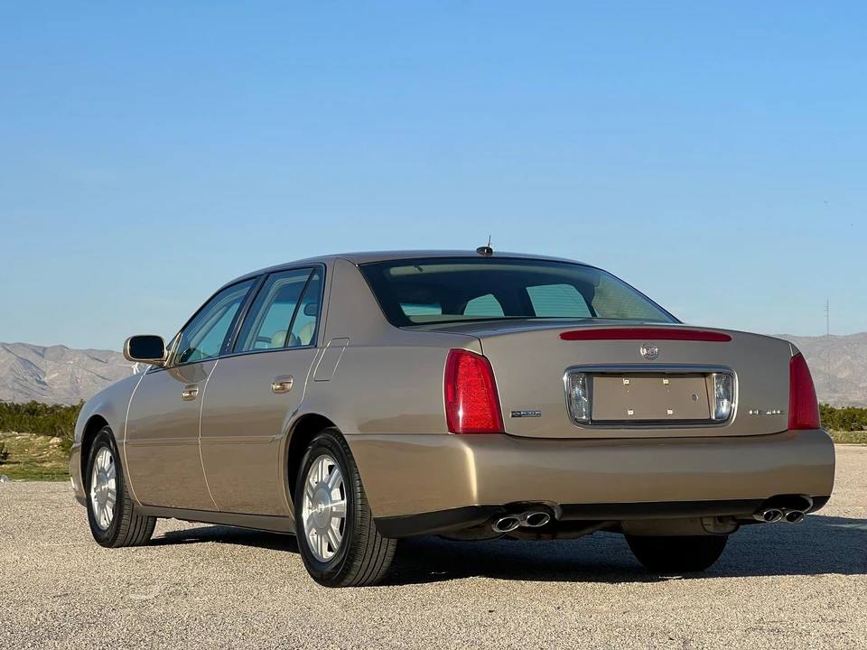 2005 Cadillac DeVille 8th Gen - Image 30 of 31