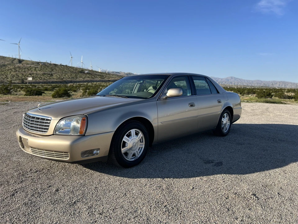 2005 Cadillac DeVille 8th Gen - Image 2 of 31