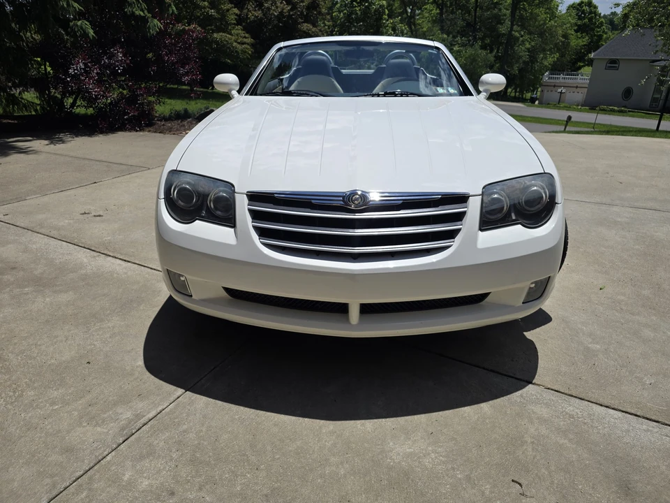 2005 Chrysler Crossfire - Image 3 of 31