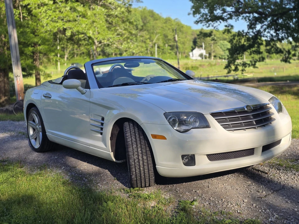 2005 Chrysler Crossfire - Image 30 of 31
