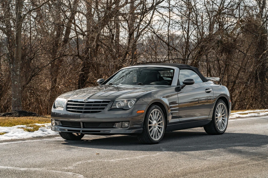 2005 Chrysler Crossfire - Image 10 of 31