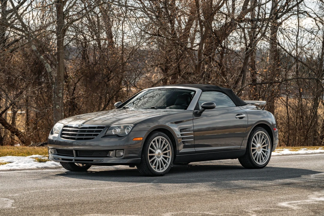 2005 Chrysler Crossfire - Image 9 of 31