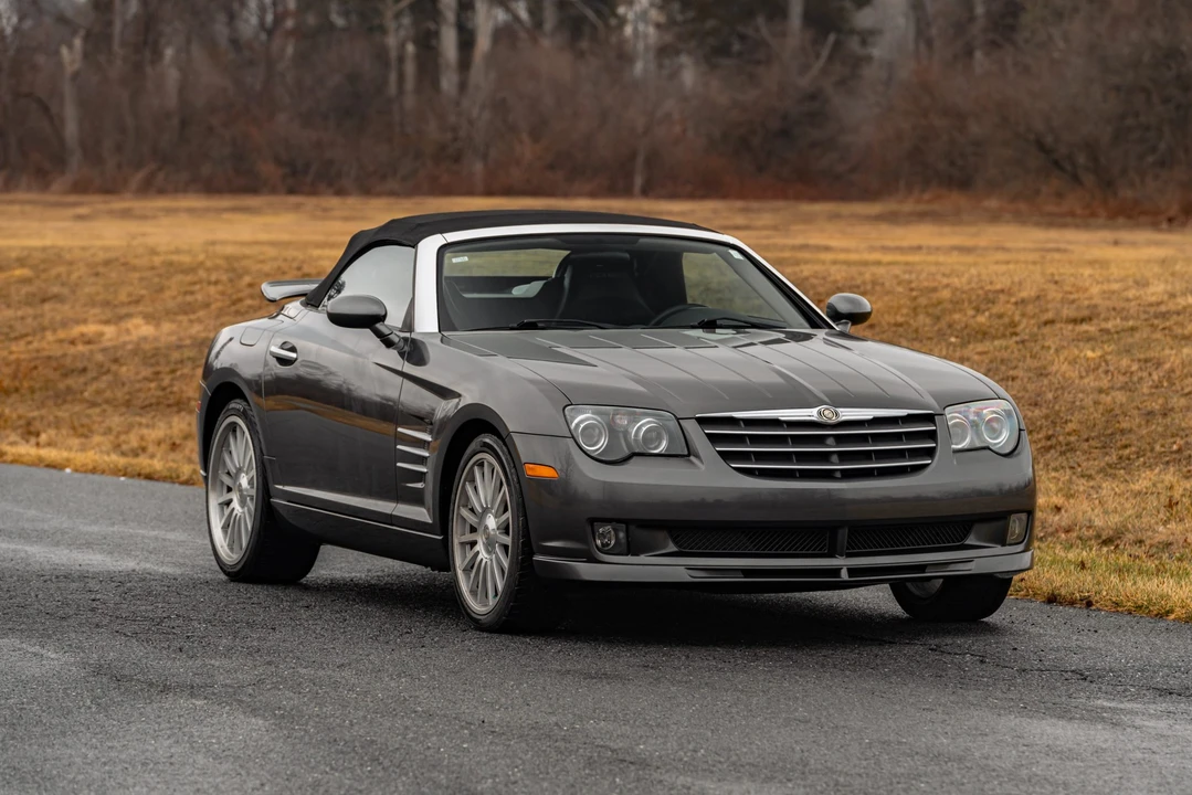 2005 Chrysler Crossfire - Image 25 of 31