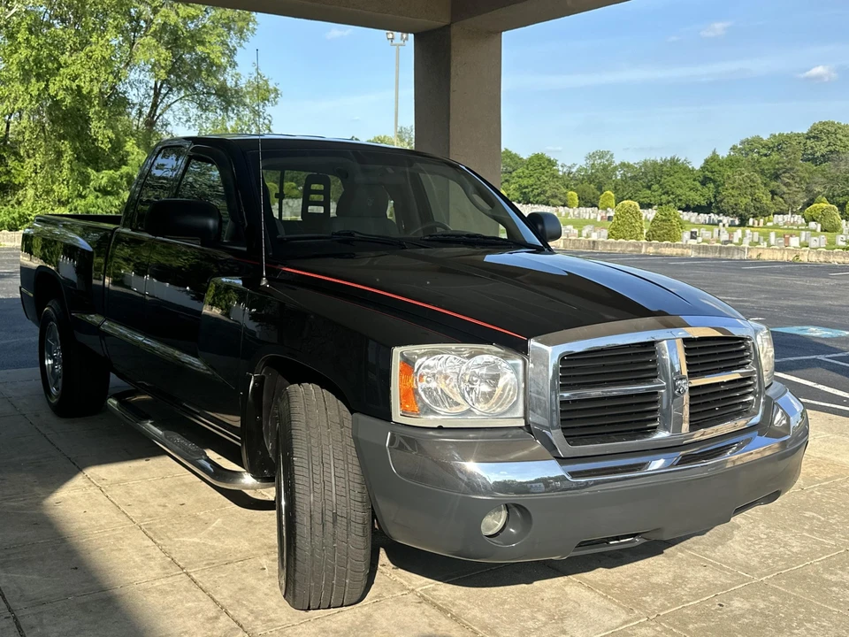 2005 Dodge Dakota 3rd Gen - Image 4 of 31