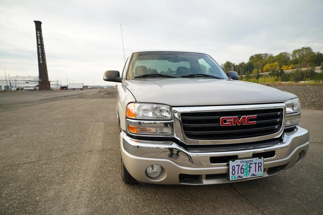 2005 GMC Sierra 1st Gen - Image 26 of 31