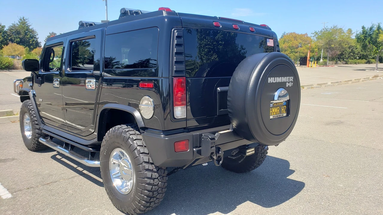 2005 Hummer Hummer H2 - Image 8 of 31