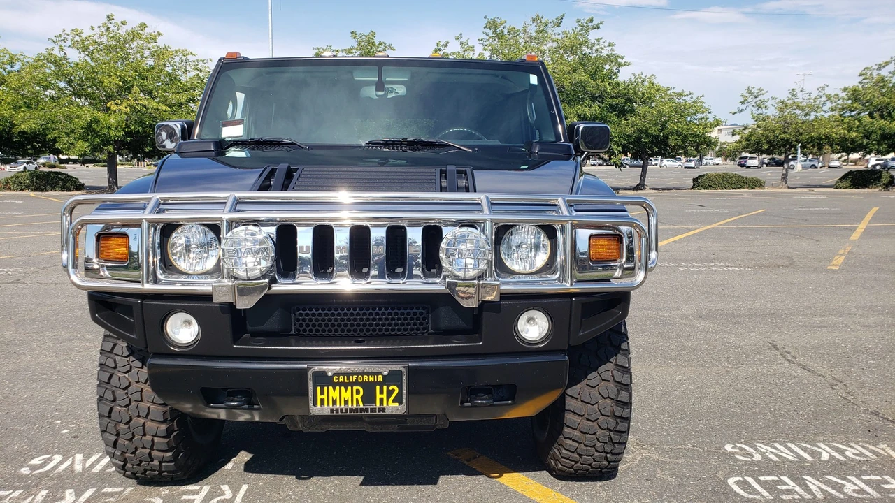 2005 Hummer Hummer H2 - Image 3 of 31