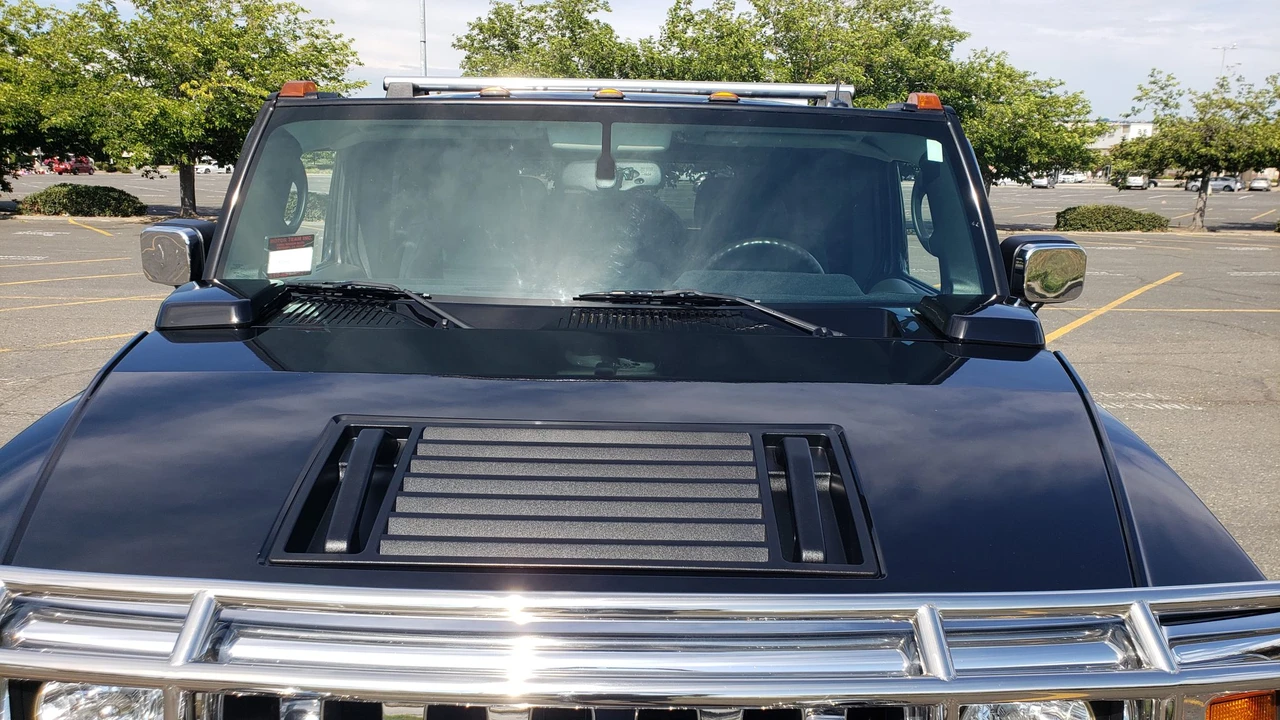 2005 Hummer Hummer H2 - Image 17 of 31