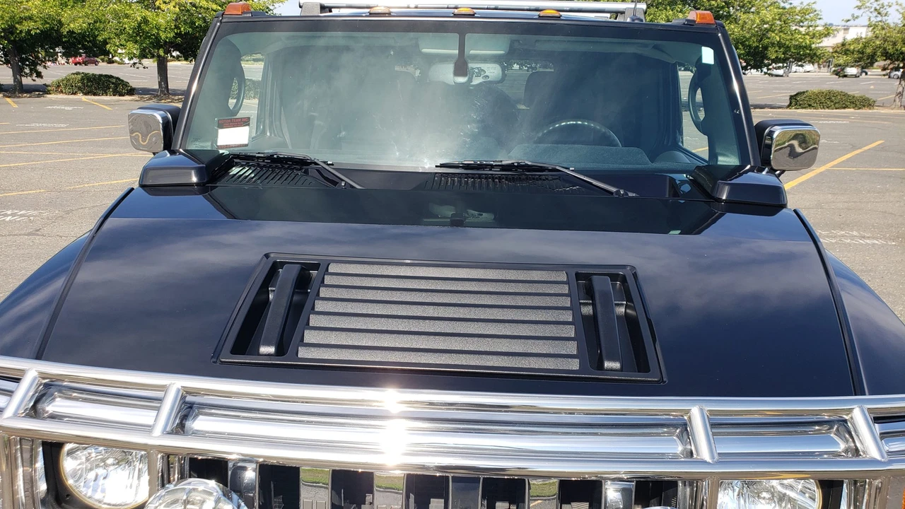 2005 Hummer Hummer H2 - Image 16 of 31