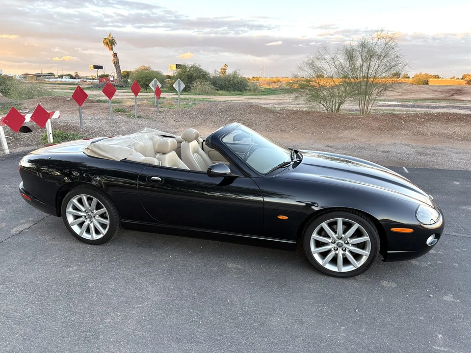2005 Jaguar X100 XK8 - Image 19 of 31