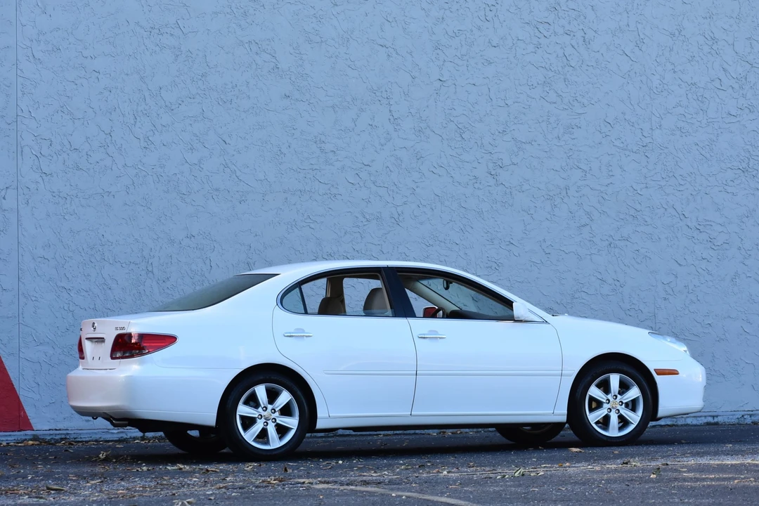2005 Lexus ES 4th Gen - Image 14 of 31