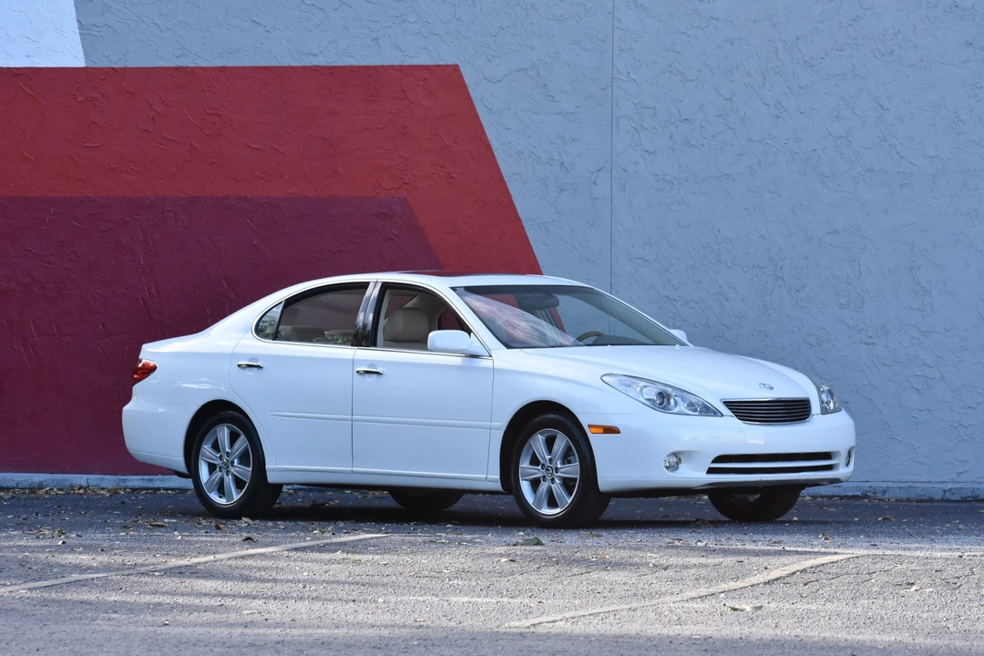2005 Lexus ES 4th Gen - Image 7 of 31