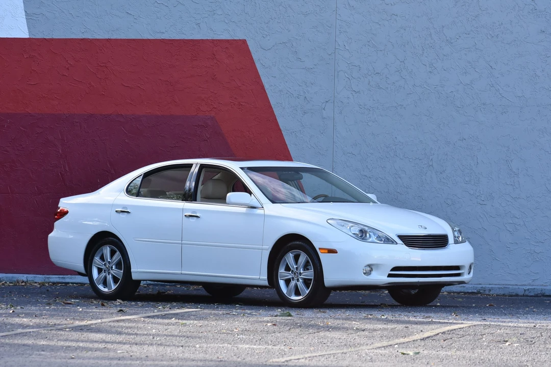 2005 Lexus ES 4th Gen - Image 6 of 31