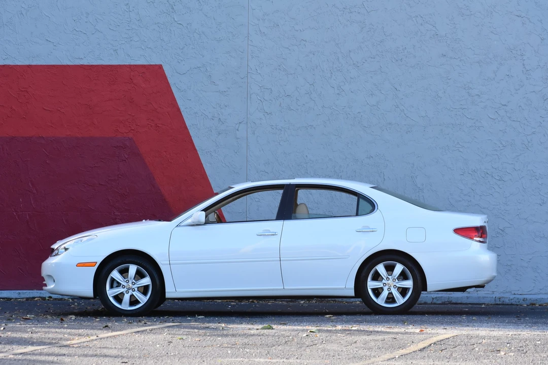 2005 Lexus ES 4th Gen - Image 27 of 31