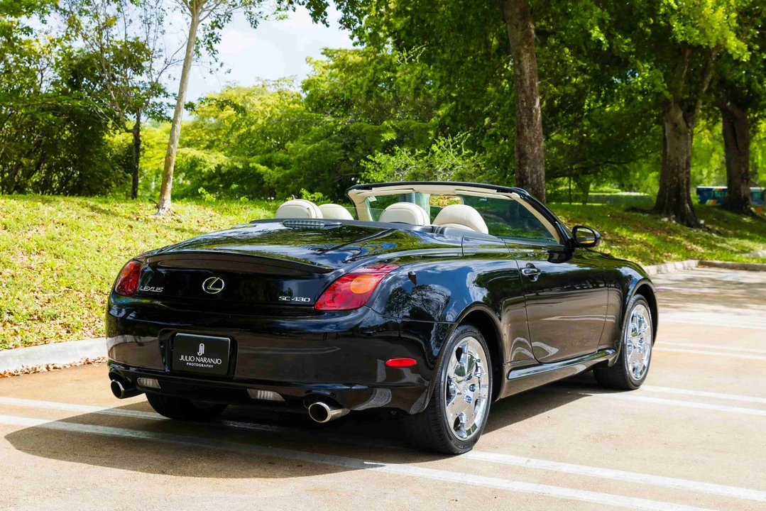 2005 Lexus SC430 - Image 6 of 31