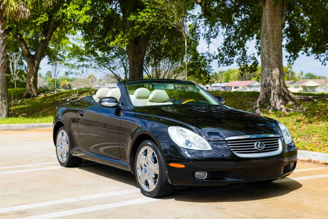 2005 Lexus SC430 - Image 8 of 31