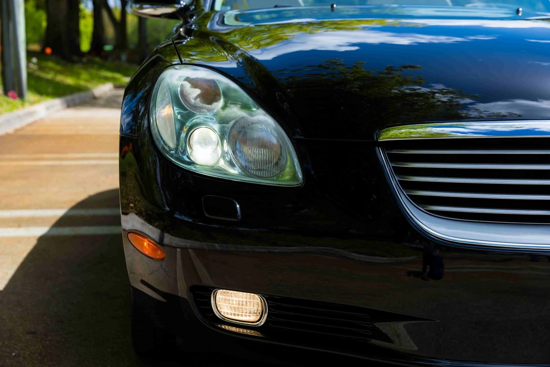2005 Lexus SC430 - Image 19 of 31