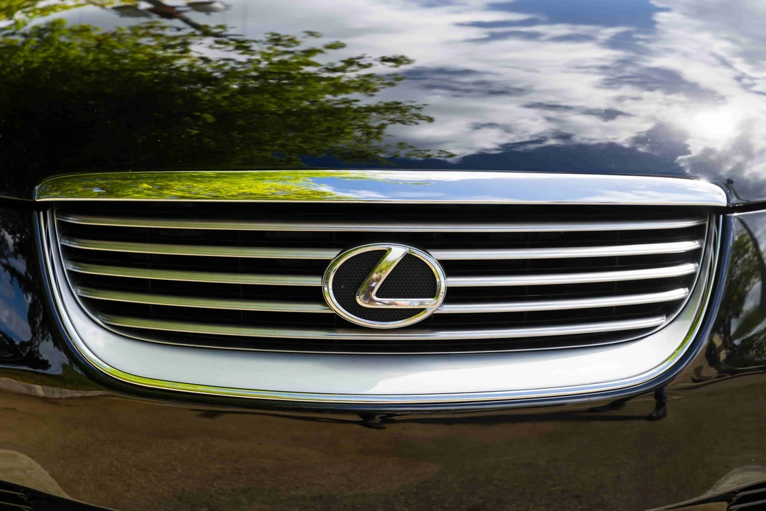 2005 Lexus SC430 - Image 20 of 31