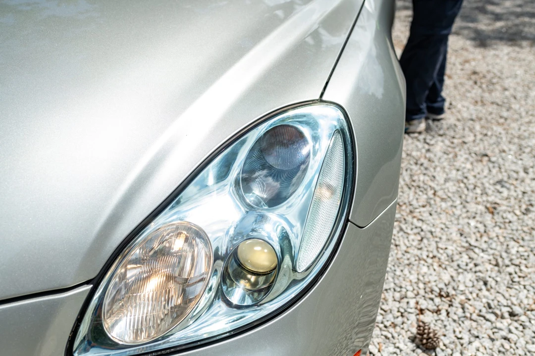 2005 Lexus SC430 - Image 19 of 31