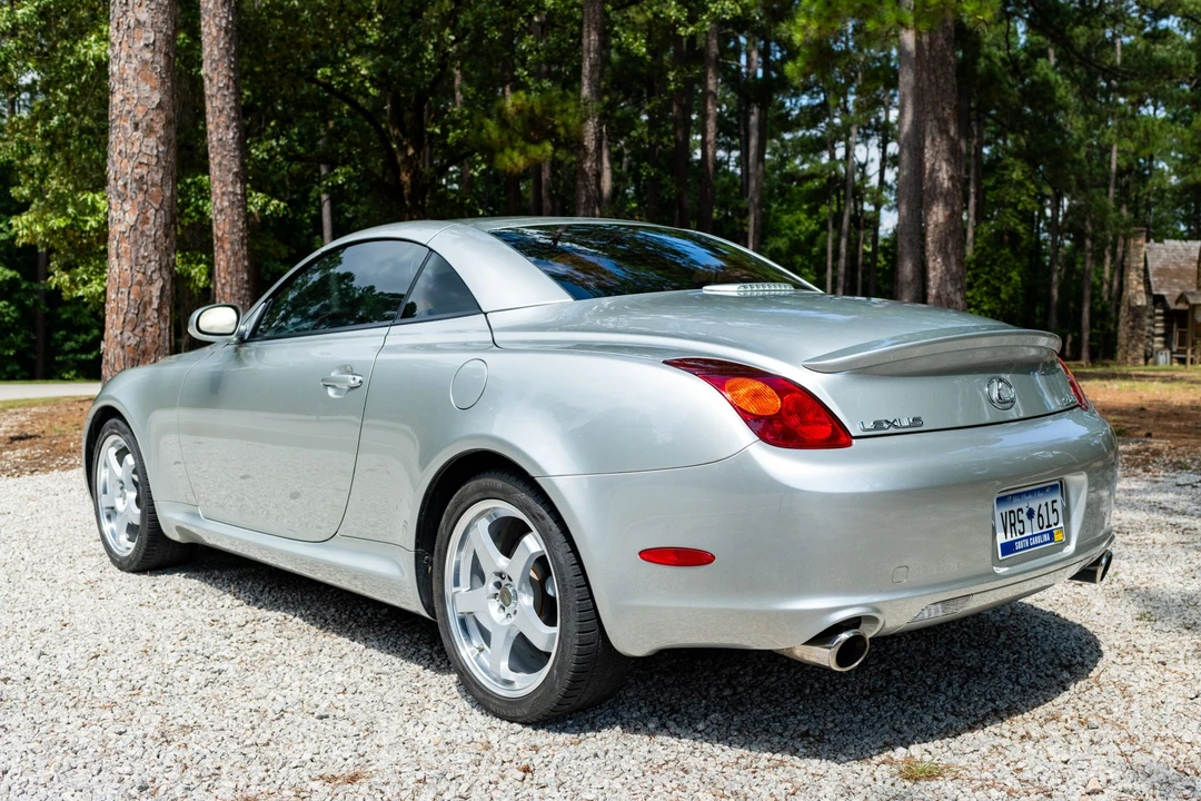 2005 Lexus SC430 - Image 11 of 31