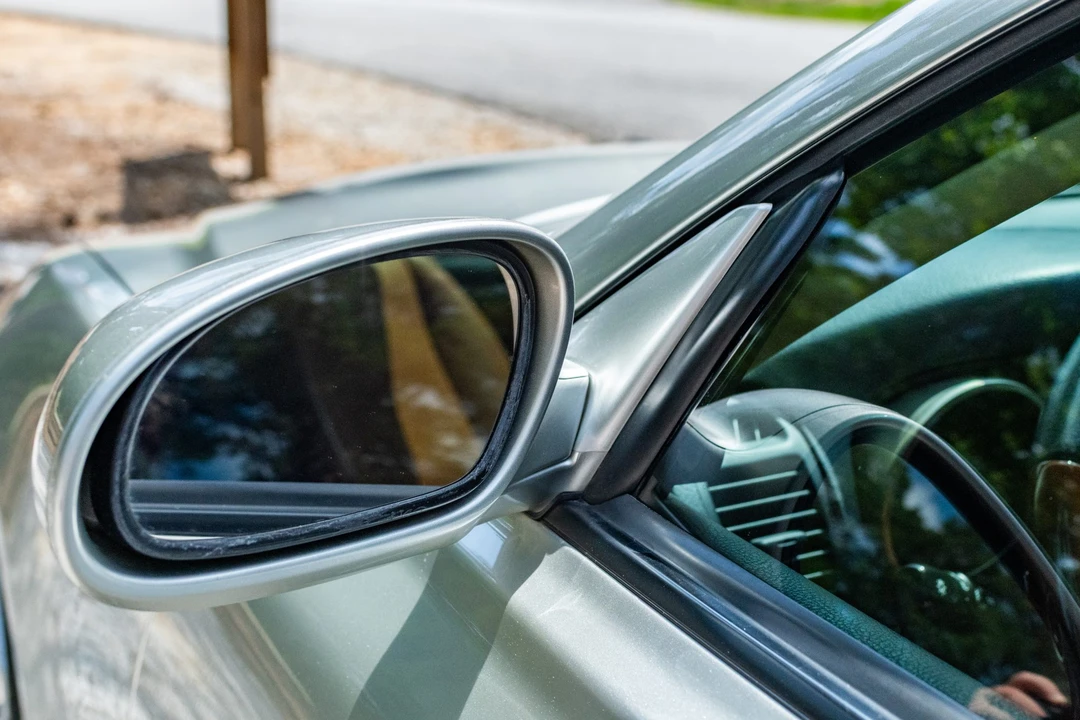 2005 Lexus SC430 - Image 29 of 31