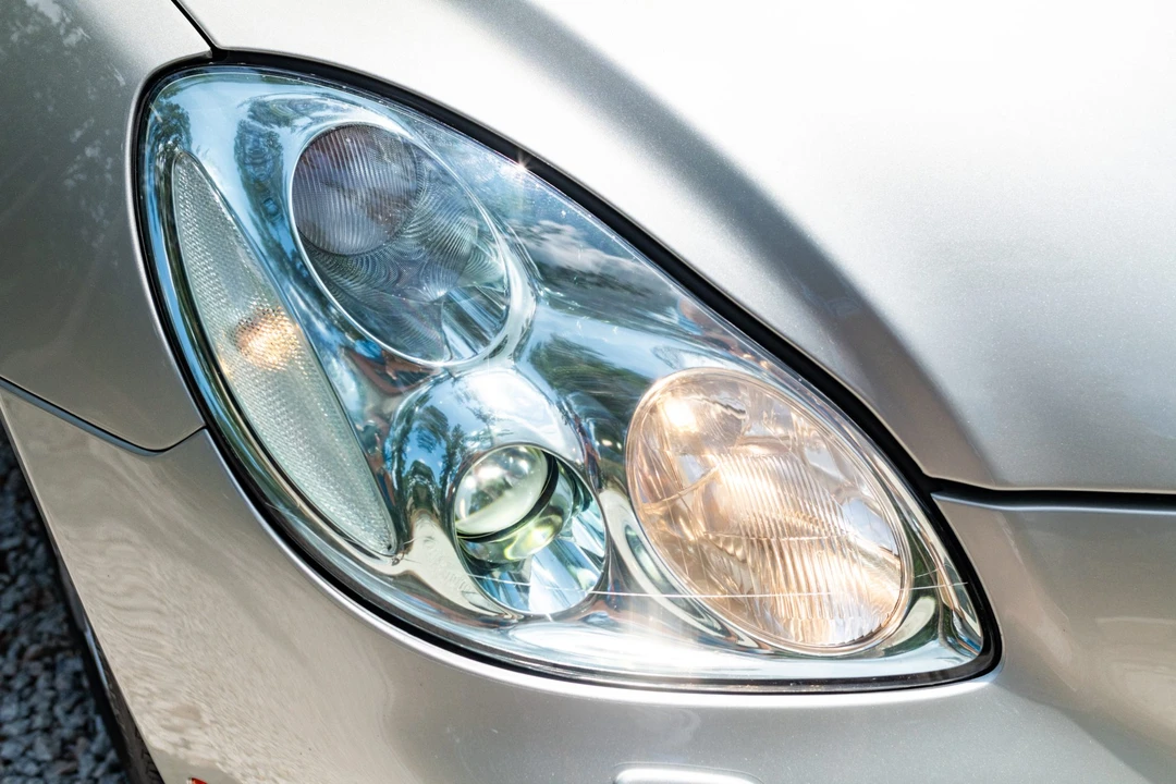 2005 Lexus SC430 - Image 20 of 31