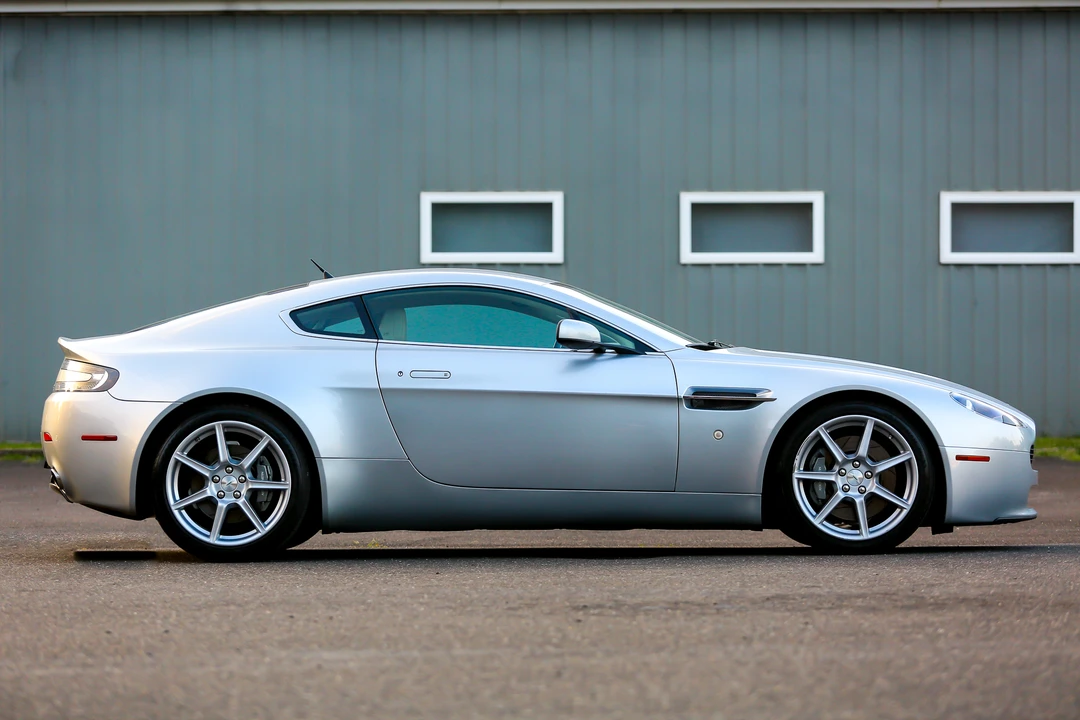 2006 Aston Martin V8 Vantage (2006-2017) - Image 8 of 31