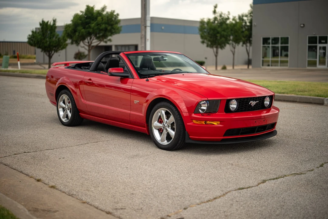 2006 Ford S197 Mustang GT - Image 2 of 31