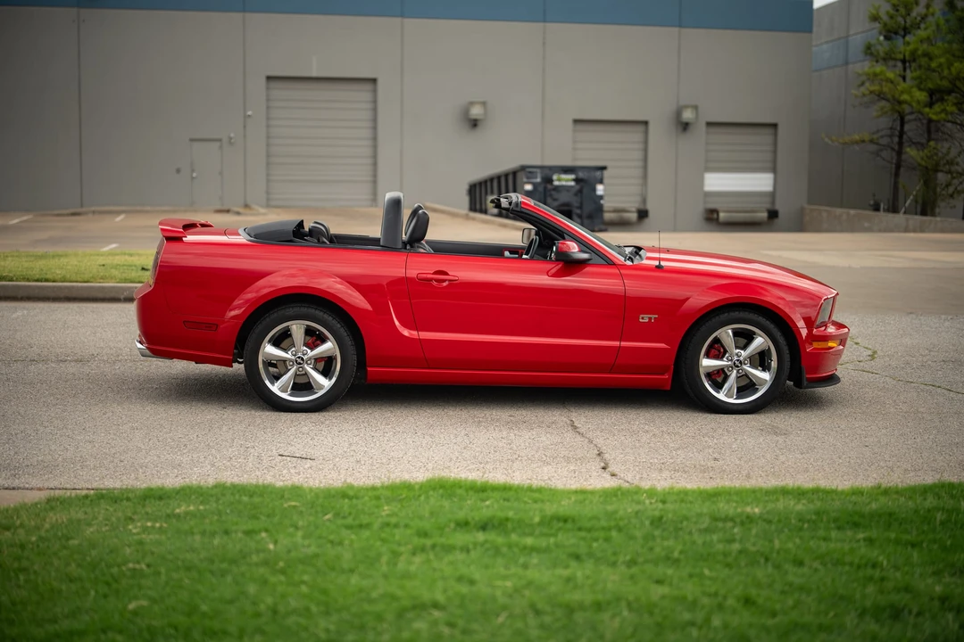 2006 Ford S197 Mustang GT - Image 10 of 31