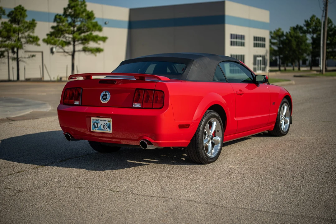 2006 Ford S197 Mustang GT - Image 18 of 31