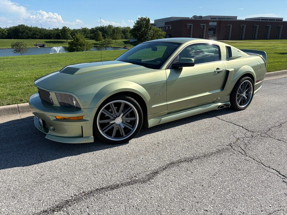 2006 Ford S197 Mustang GT - Image 2 of 31