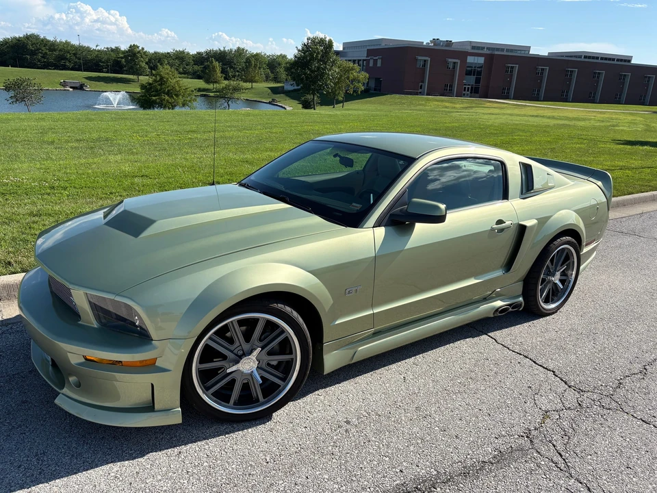 2006 Ford S197 Mustang GT - Image 4 of 31