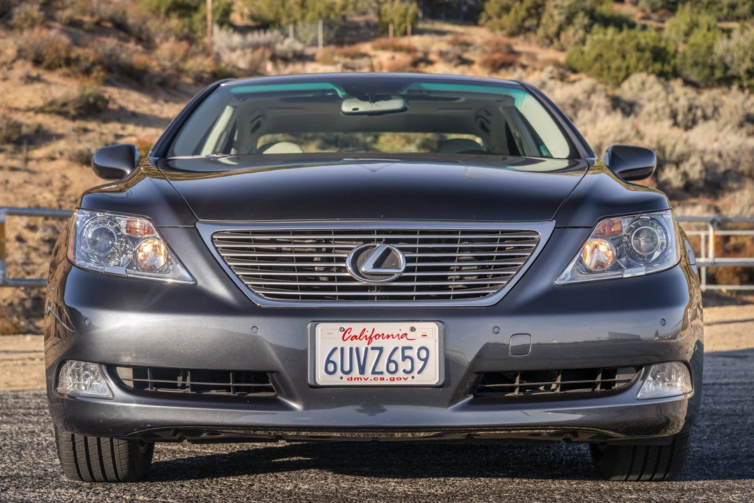 2007 Lexus LS 4th Gen - Image 12 of 31