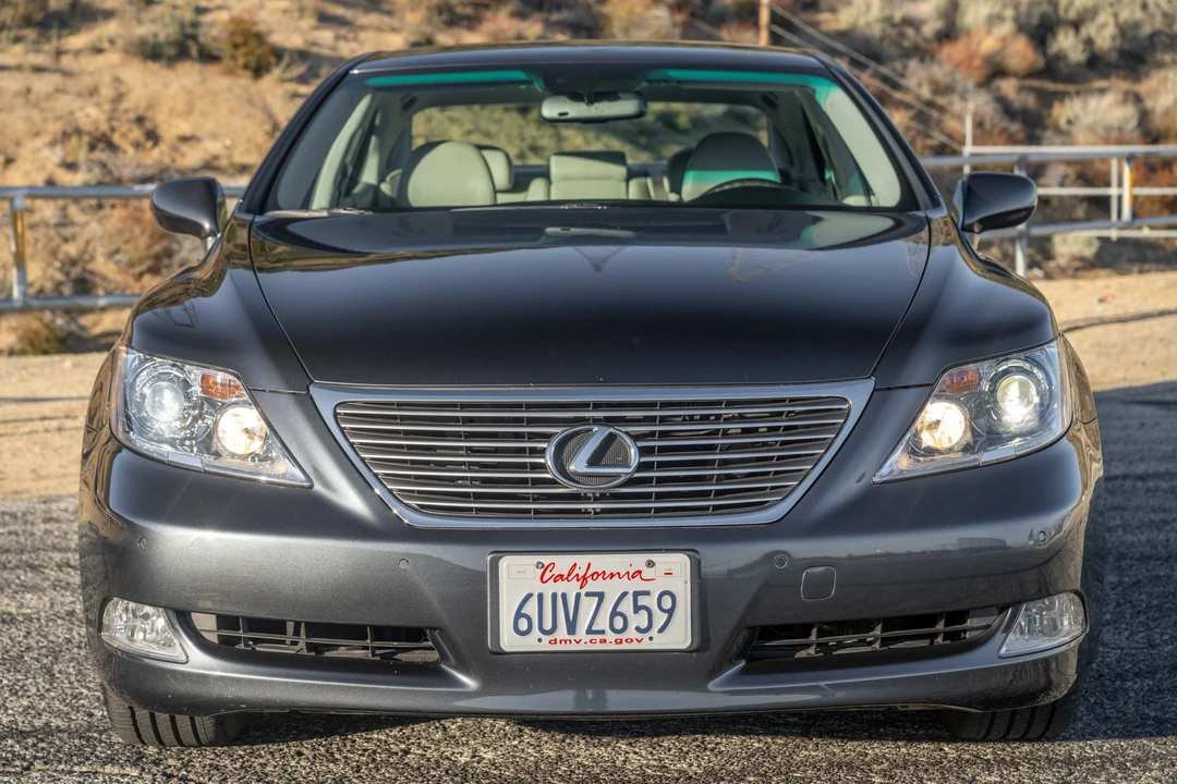 2007 Lexus LS 4th Gen - Image 11 of 31