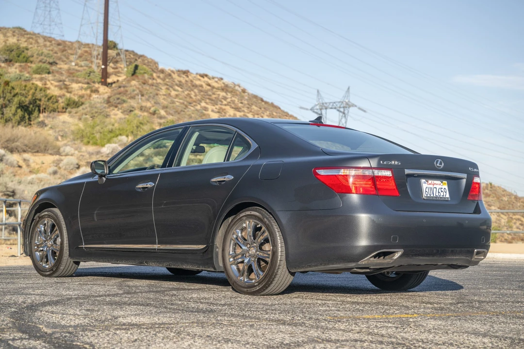 2007 Lexus LS 4th Gen - Image 4 of 31