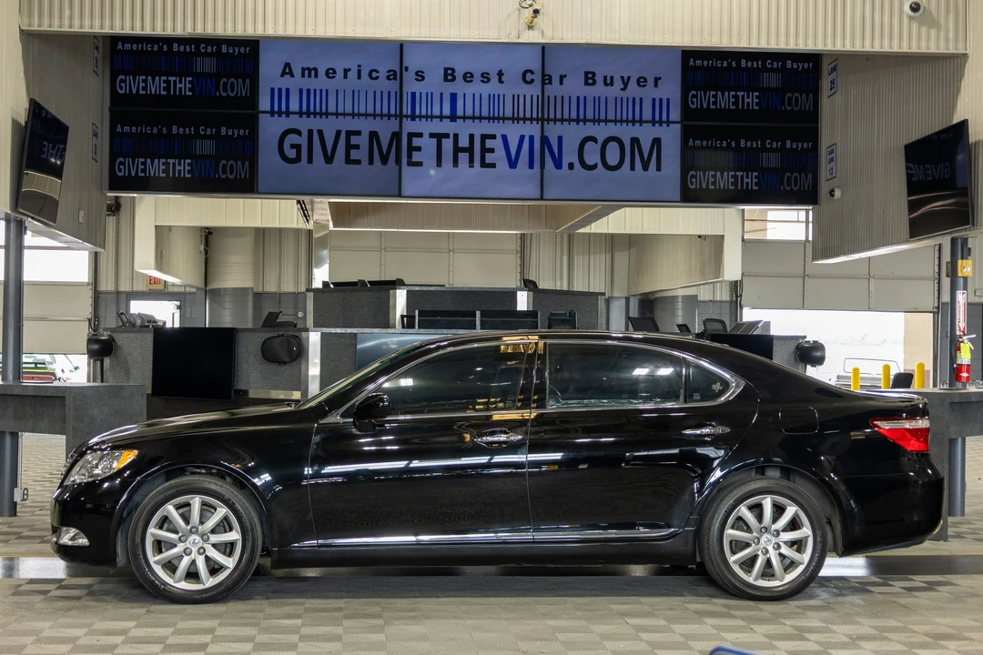 2007 Lexus LS 4th Gen - Image 10 of 31