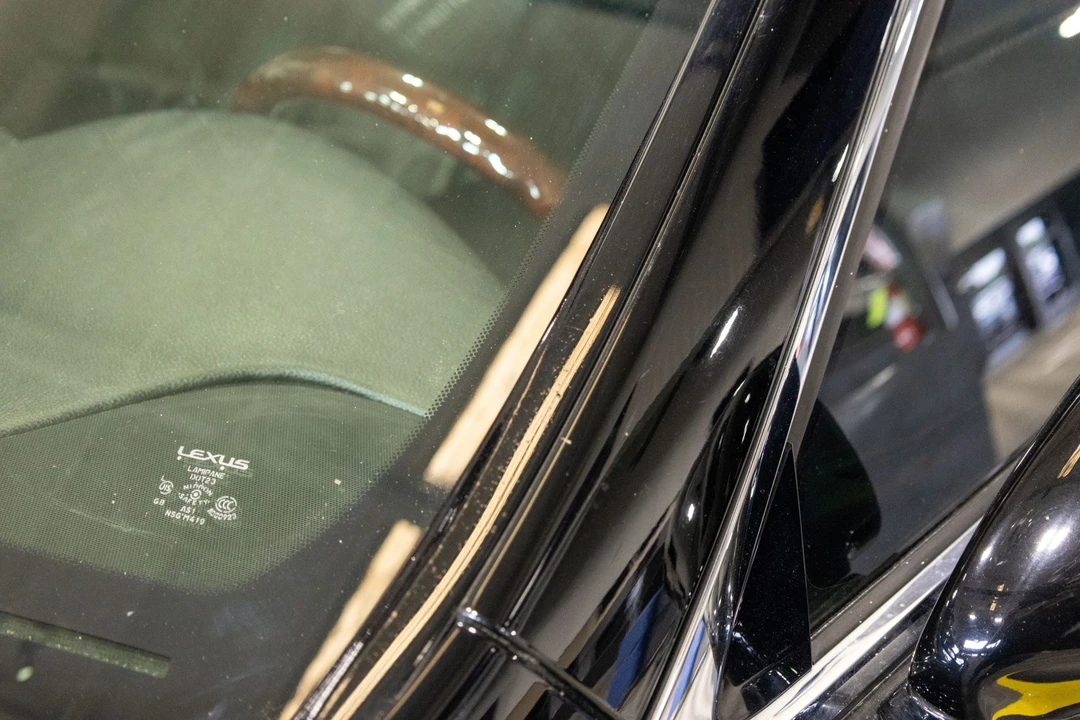 2007 Lexus LS 4th Gen - Image 15 of 31