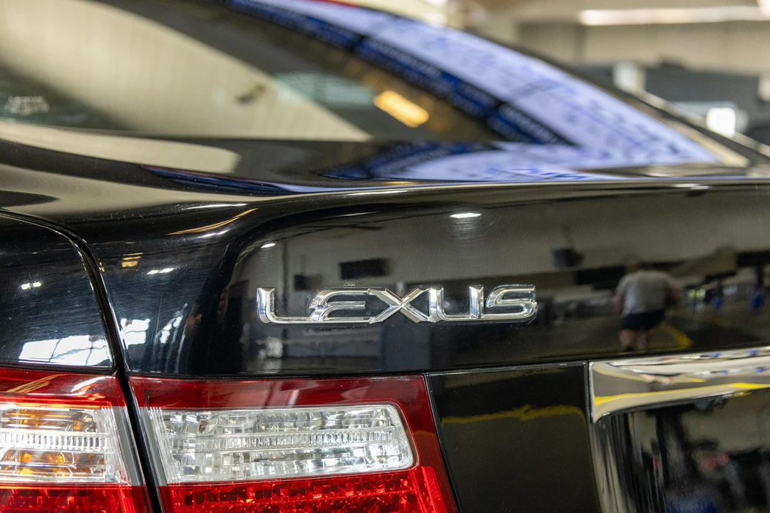 2007 Lexus LS 4th Gen - Image 26 of 31