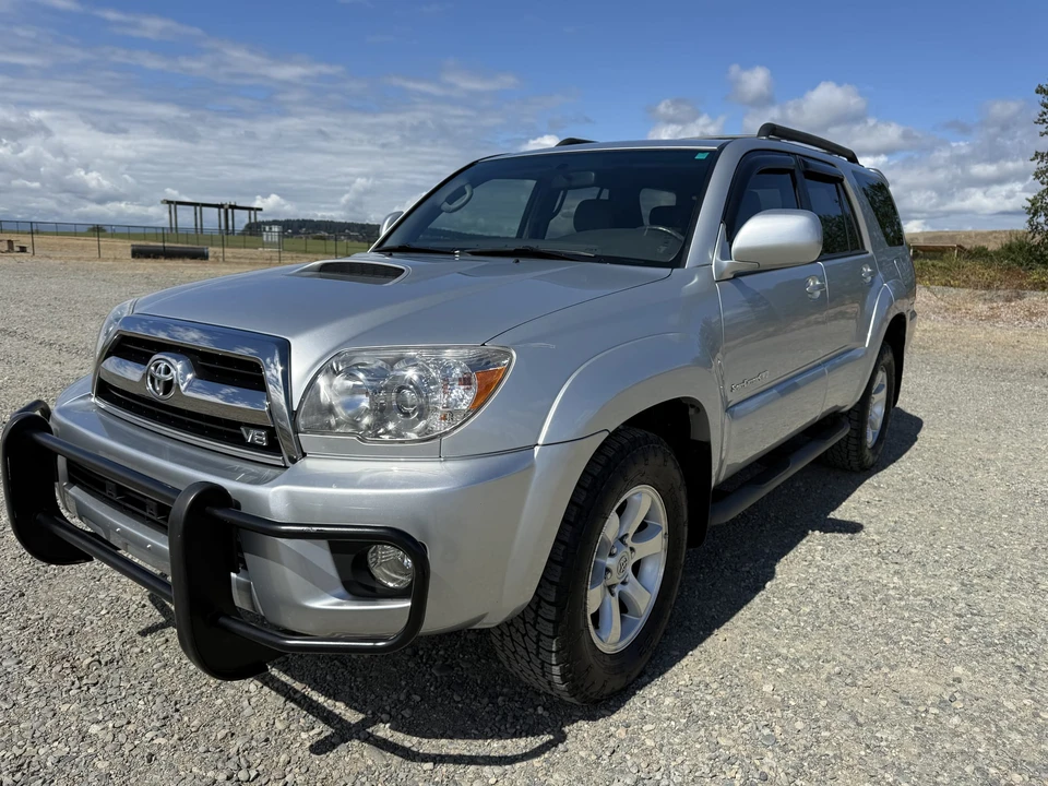 2007 Toyota 4Runner 4th Gen - Image 2 of 31