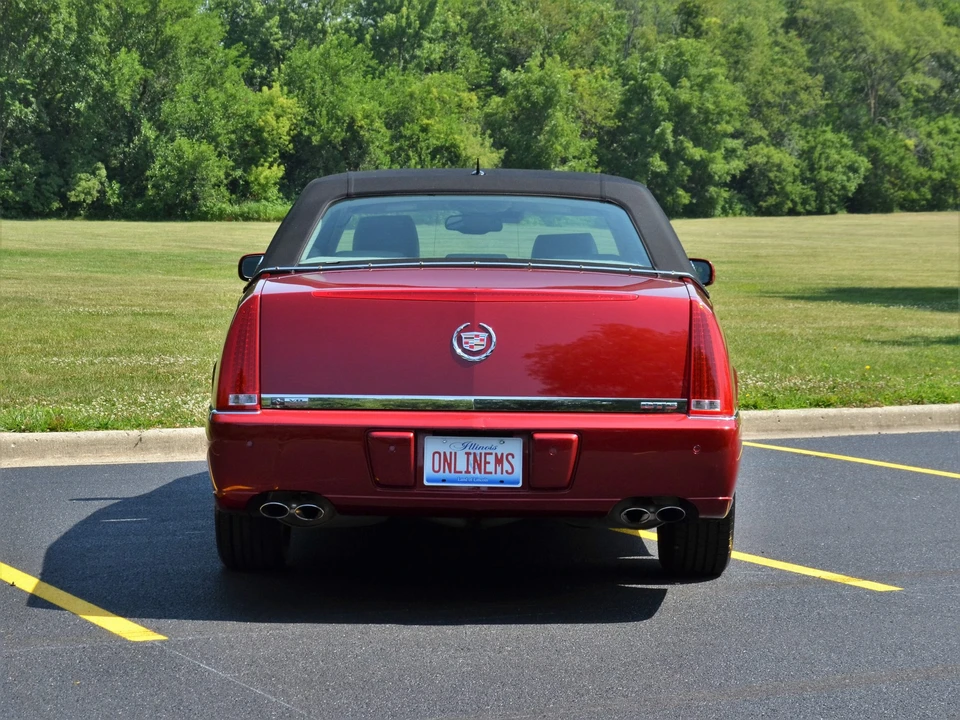 2008 Cadillac DTS - Image 20 of 31