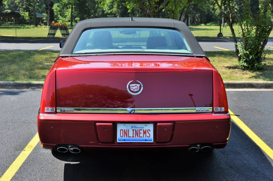 2008 Cadillac DTS - Image 21 of 31