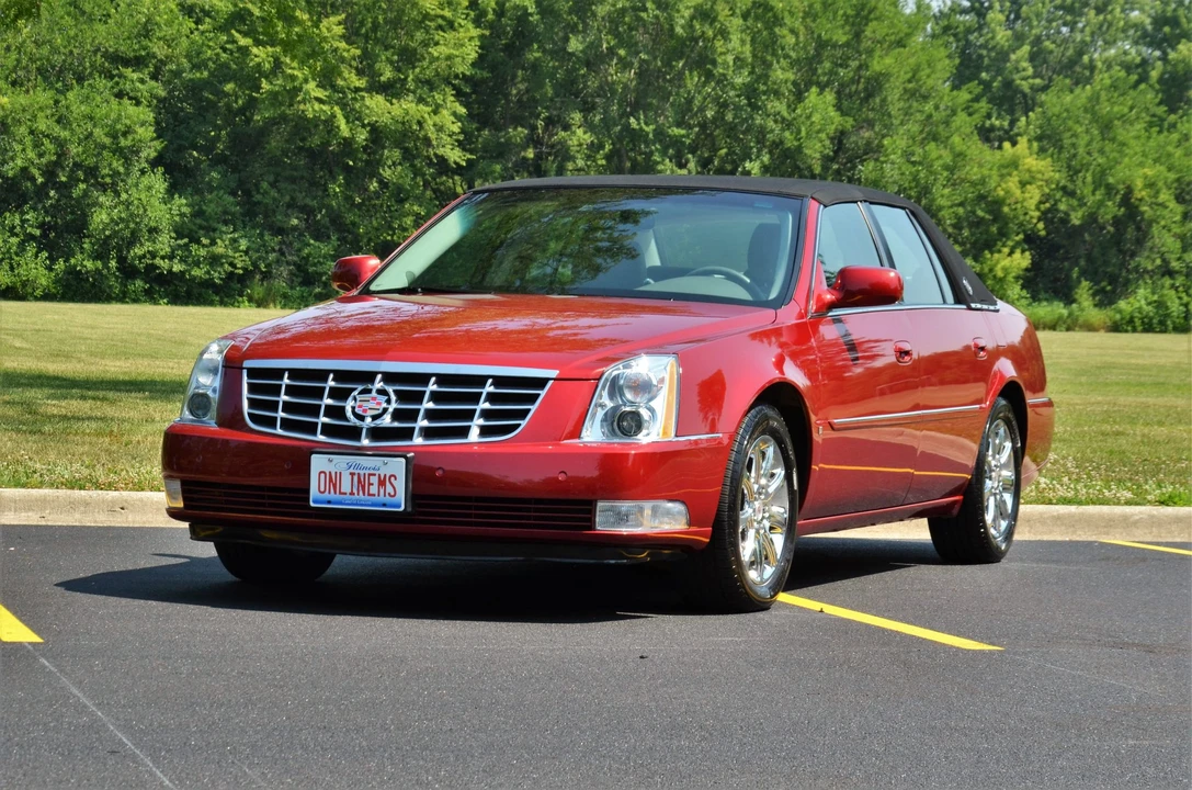 2008 Cadillac DTS - Image 7 of 31