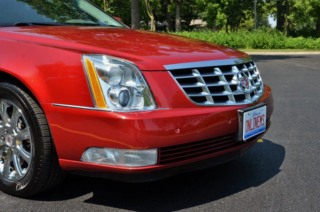 2008 Cadillac DTS - Image 29 of 31