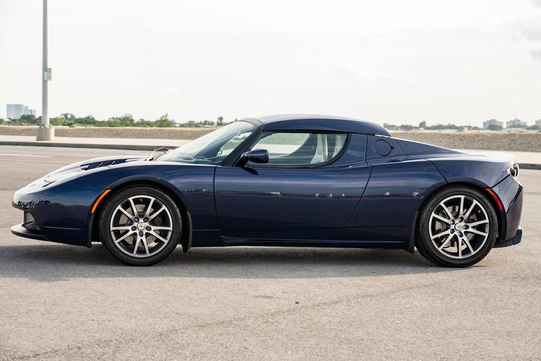 2008 Tesla Roadster - Image 8 of 31
